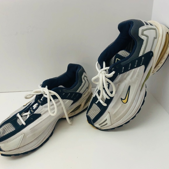 nike air max triax